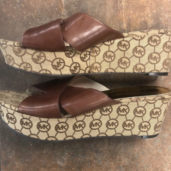 MICHAEL KORS GABI Mule Mocha Leather Wedges 9M - Picture 6 of 11